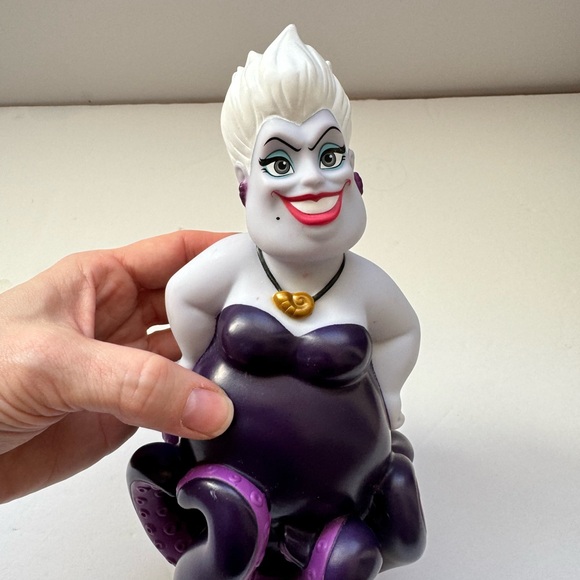 DISNEY VILLIANS URSULA THE LITTLE MERMAID 8” FIGURINE - Picture 5 of 6